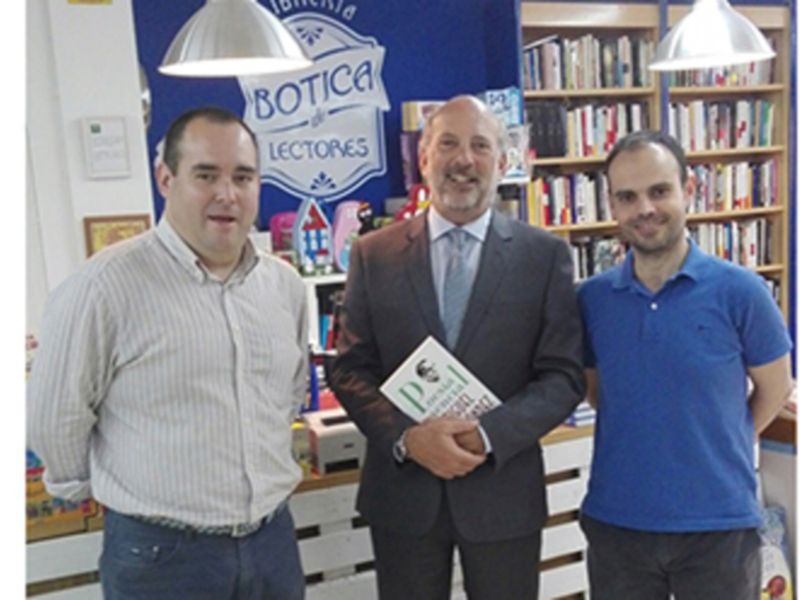 Gil-Toresano destaca la importancia de la lectura “para aumentar el nivel del lenguaje"