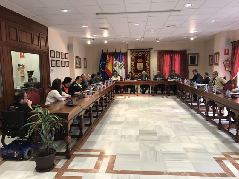 El subdelegado del Gobierno asiste a la Junta de Seguridad de Chipiona para los días del mundial de Motociclismo