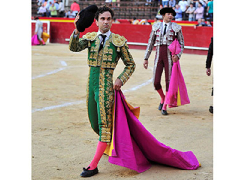 Vuelta al ruedo para Fernando Beltrán en la novillada de la Virgen de los Desamparados