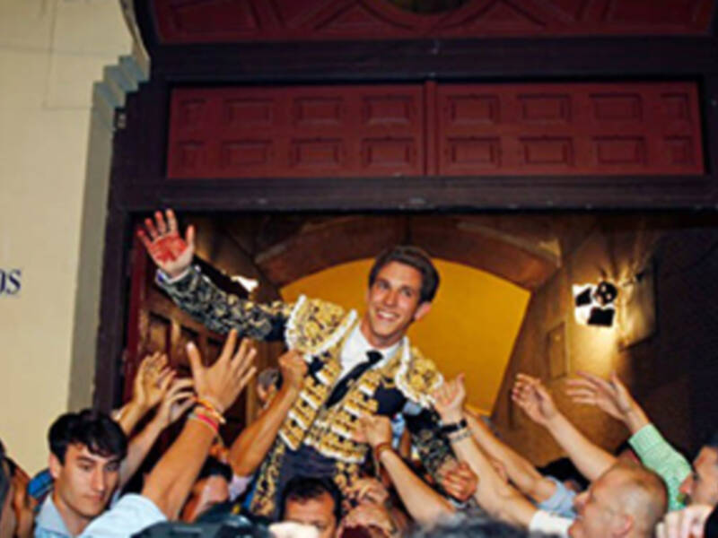 Puerta Grande para Ginés Marín en el día de su confirmación