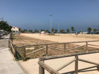 Comienza a funcionar el aparcamiento de los terrenos del Muelle y el martes los de la plaza de Las Canteras.