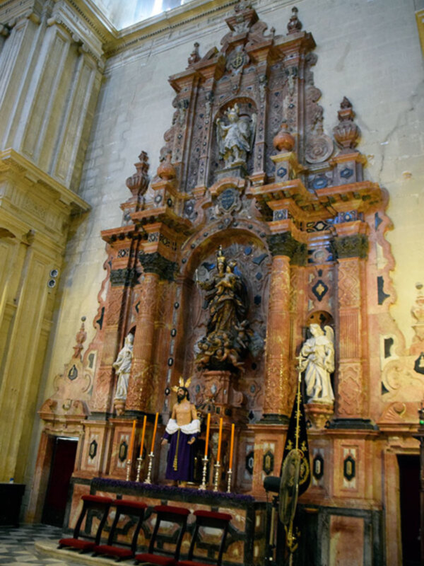 Los titulares de la Hermandad sevillana de Jesús Despojados regresan a su capilla