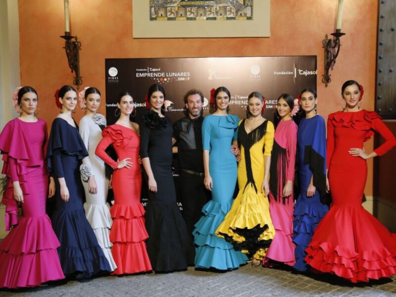 Abierta la II convocatoria Emprende Lunares, un   proyecto para apoyar a promesas de la moda   flamenca