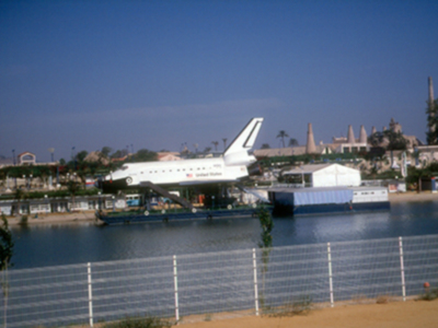 El transbordador espacial Discovery en Sevilla