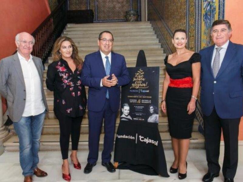 Las voces de la soprano Ainhoa Arteta y la cantaora Estrella Morente se unirán el próximo mes de diciembre en la gira nacional de conciertos navideños