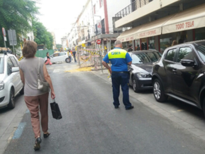 Las obras en Los Remedios eliminan decenas de plazas de aparcamiento público