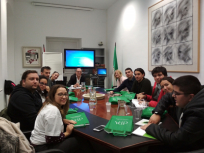 Jóvenes con discapacidad hablan hoy sobre derechos con el Defensor del Pueblo