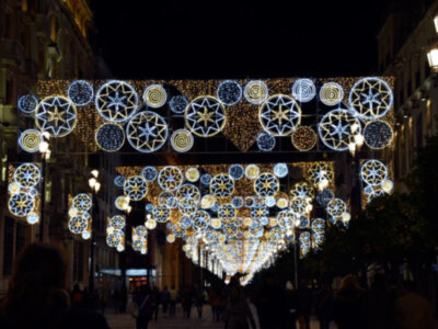 En Sevilla ya es navidad en sus calles y plazas.
