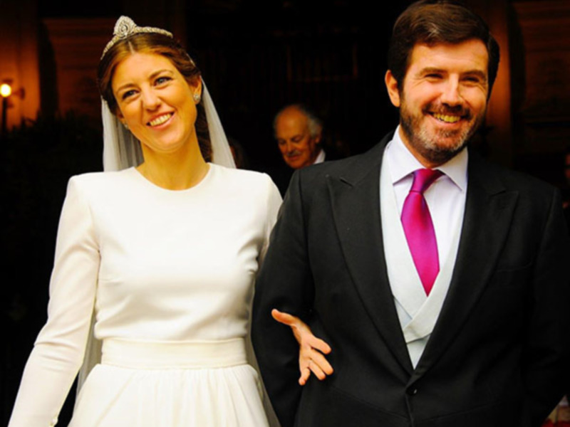 Teresa Abaurre contrajo matrimonio con Diego Miranda Alvarez Pickman en la Capilla del Sagrario de la Catedral