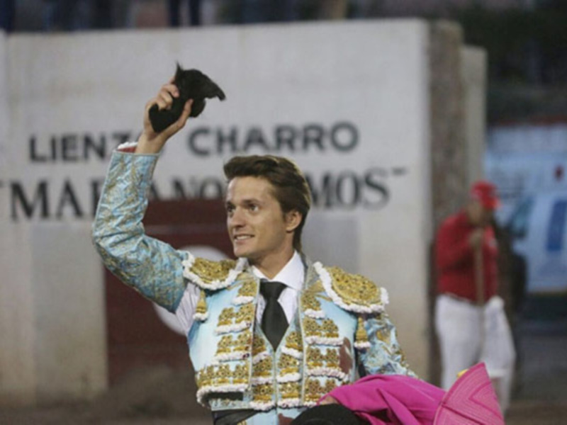 Lama de Góngora, triunfador en el mano a mano de Calvillo