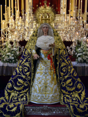 Cultos en honor a María Santísima de la Esperanza marinera de Alcalá del Río.
