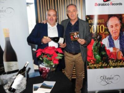 José Manuel Soto canta a  la Navidad