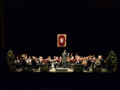 La Banda Sinfónica Municipal de Sevilla ofreció un concierto extraordinario de Navidad en el López de Vega.