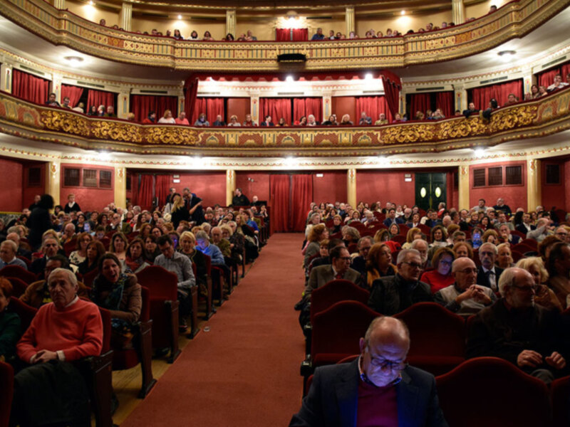 En el Teatro López de Vega se celebró un concierto de Navidad benéfico.