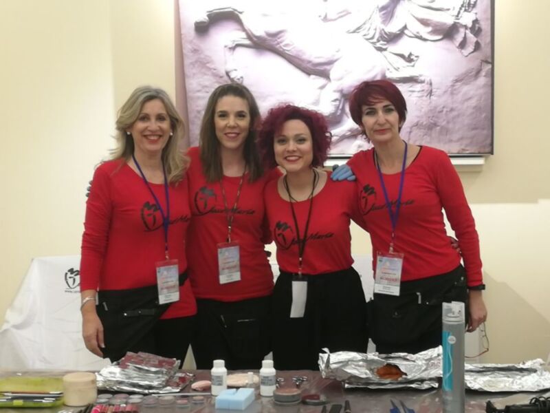La Academia de Peluquería y Estética José María, maquilladora de la cabalgata de Reyes de Sevilla.