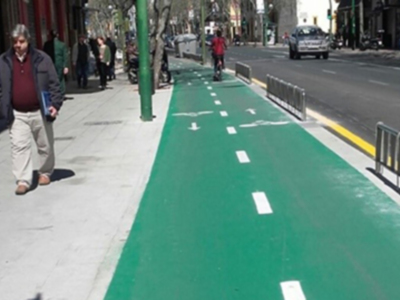 El Plan Estratégico de la Bicicleta prevé un impulso a las políticas públicas de la bici y más inversión en Sevilla hasta 2020