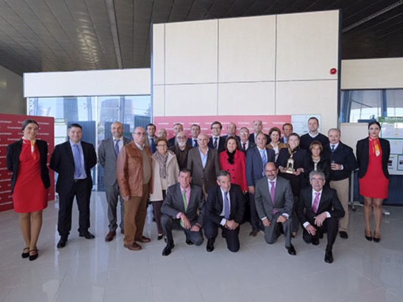 Cruzcampo rinde homenaje a 8 hosteleros sevillanos con el reconocimiento de “Embajadores de Cruzcampo”