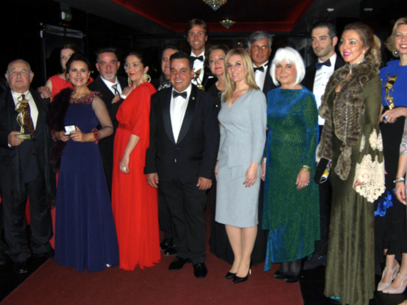 El Gremio de Sastres y Modistas llenó de estilo, arte y sensibilidad la IV Cena de la Costura homenajeo a Marina Bernal entre otros
