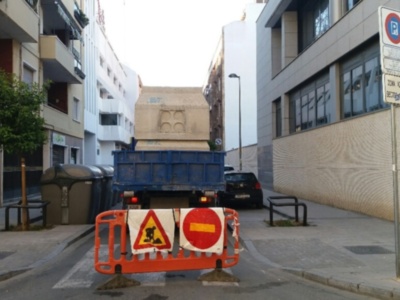 Calle Virgen de Begoña cortada al tráfico