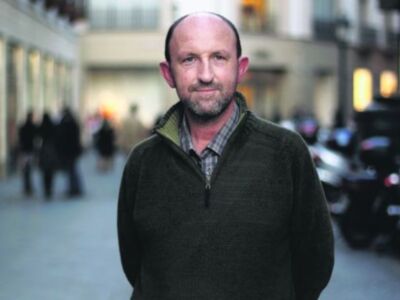 Premio a Francisco Correal por la entrevista a una farmacéutica