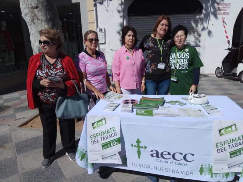 La Asociación española contra el cáncer ayuda a quienes quieran dejar de fumar