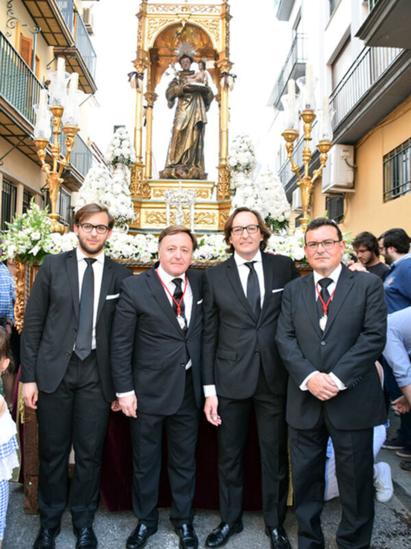 Procesión de San Antonio de Padua en Sevilla.