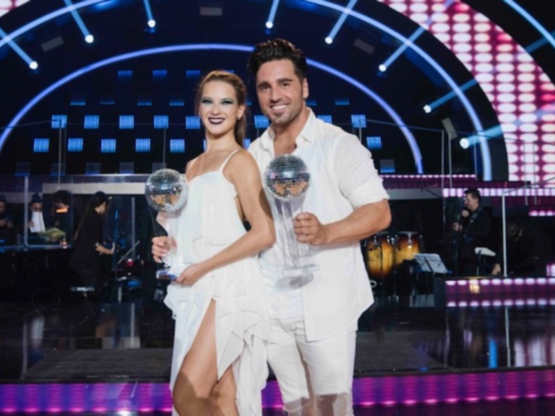 Bustamante y Yana Olina ganan ‘Bailando con las estrellas’, líder del prime time y máximo de temporada