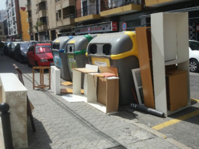Es necesario una mayor colaboración ciudadana para la retirada de muebles y enseres