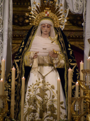 Triduo extraordinario con motivo del aniversario de la Hermandad de la Soledad  de su traslado a San Lorenzo.