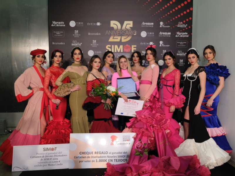 Sara Pérez Valenzuela ganadora del certamen de diseñadores noveles