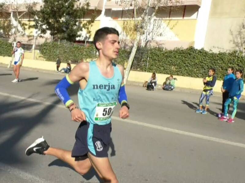 Fran Caraballo se alza con el triunfo en una Carrera Popular 28F con un altísimo nivel de partición