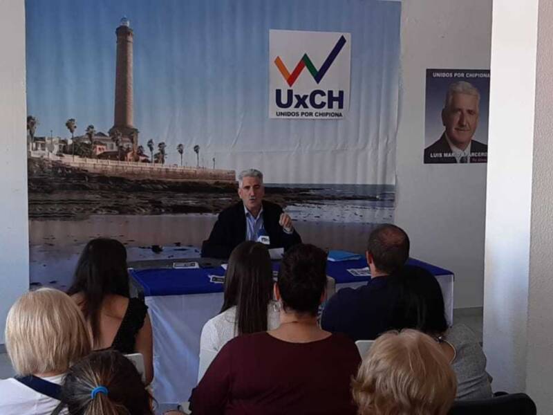 Unidos por Chipiona presenta los 17 proyectos de su programa electoral que se mostrarán en una exposición itinerante