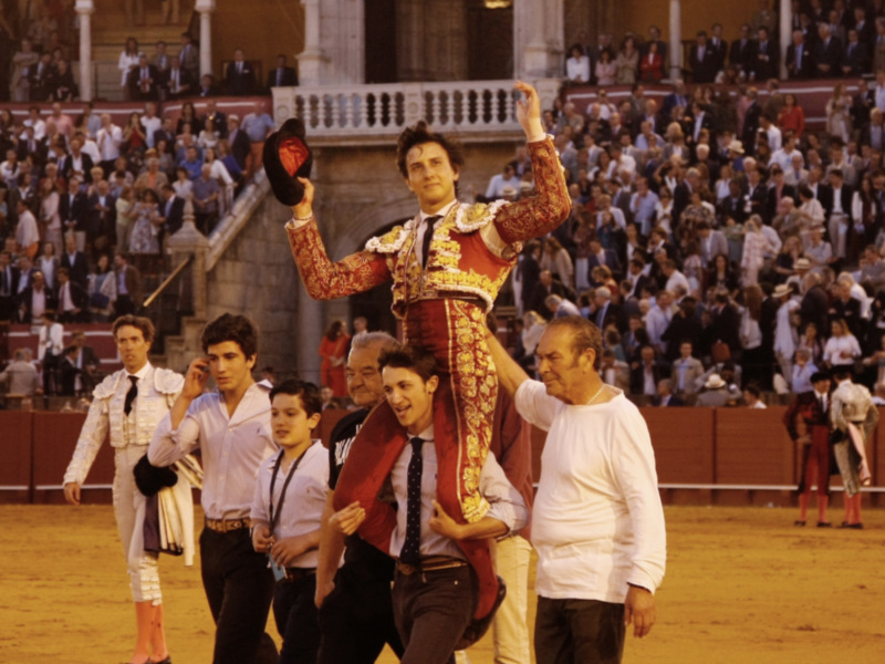 Rotundo triunfo de Roca Rey, que corta dos orejas al sexto