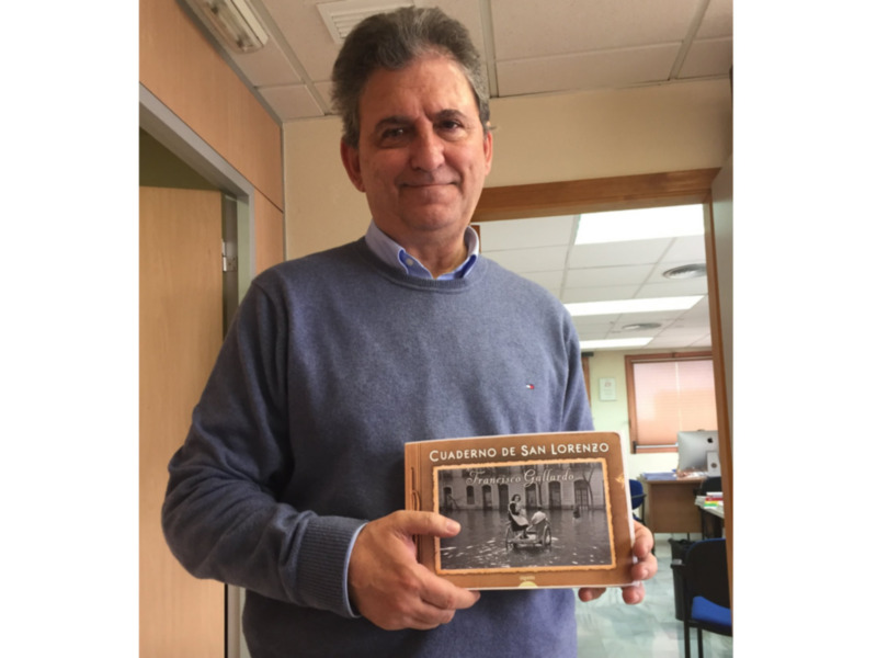 Francisco Gallardo firmara el sabado día 1 en la feria del libro de Sevilla Cuadernos de San Lorenzo su ultima obra, con buena  critica