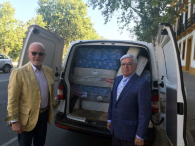 Donaciones de colchones para la Residencia Social del Pumarejo en Sevilla.