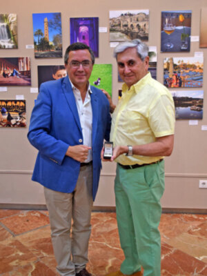 El taller de fotografía del Círculo Mercantil puso punto y final con una exposición de instantánea.