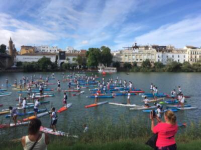 El Club Piragüismo Triana brilla en el III Sevilla SUP Festival