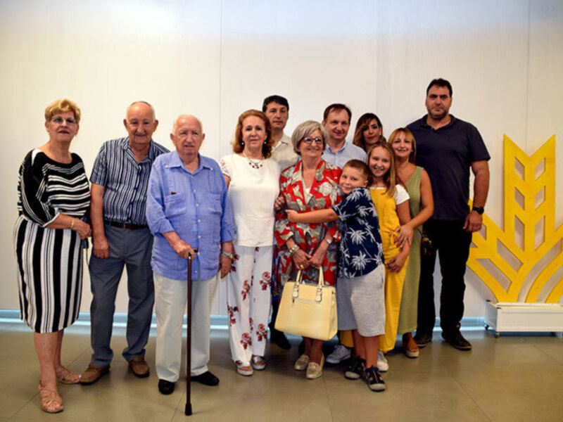 El hijo y sus familiares estuvieron en el homenaje al torero sevillano Manuel Jiménez “Chicuelo” en sus 100 años de Alternativa.