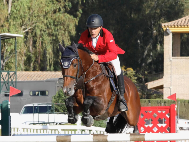 Leonardo Medal se lleva la primera victoria del CSN4* de la Ruta de Otoño de Pineda