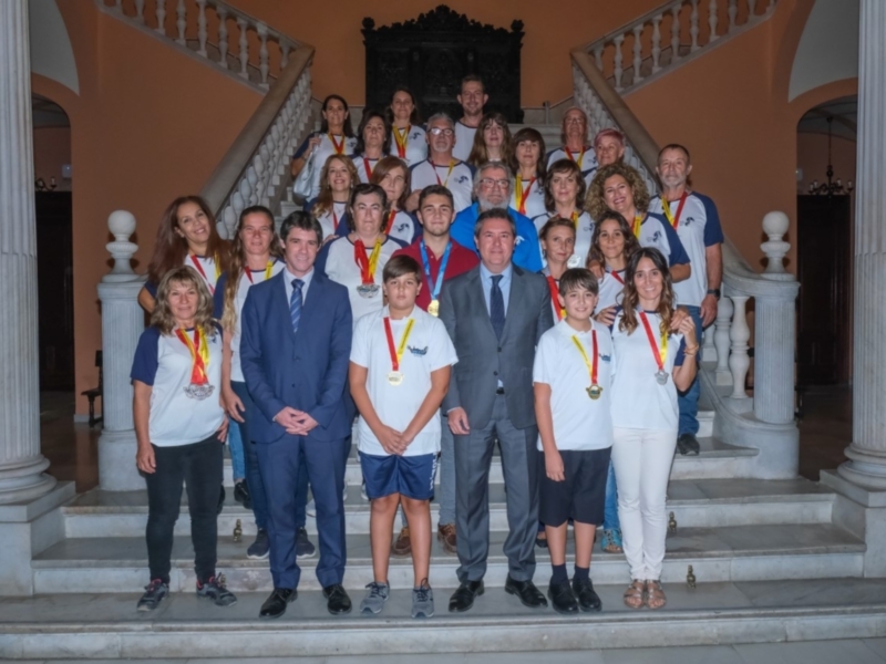 Recepción municipal al Club Piragüismo Triana