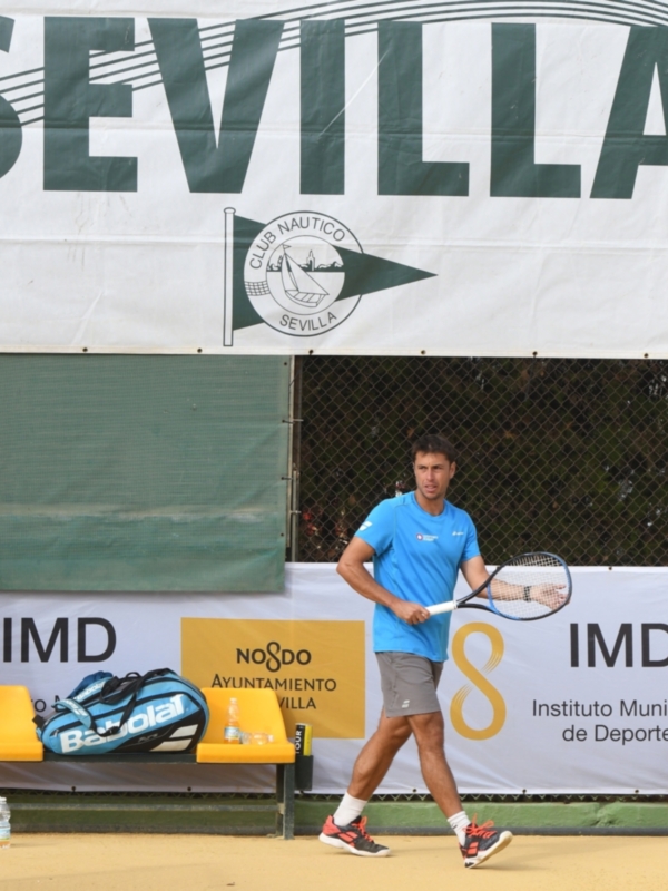 Primera jornada del Open de Sevilla de tenis Memorial Ricardo Villena