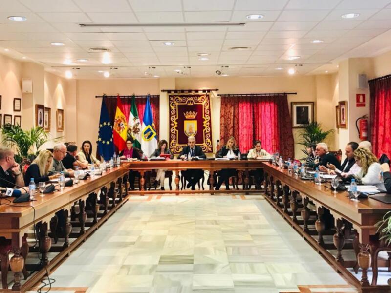 El Pleno chipionero aprueba la modificación provisional de cuatro ordenanzas municipales
