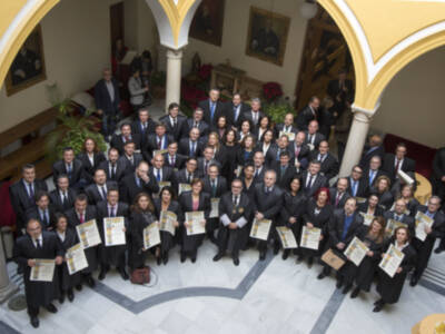 Reconocimiento a letrados que cumplen sus Bodas de Plata en el Colegio de Abogados