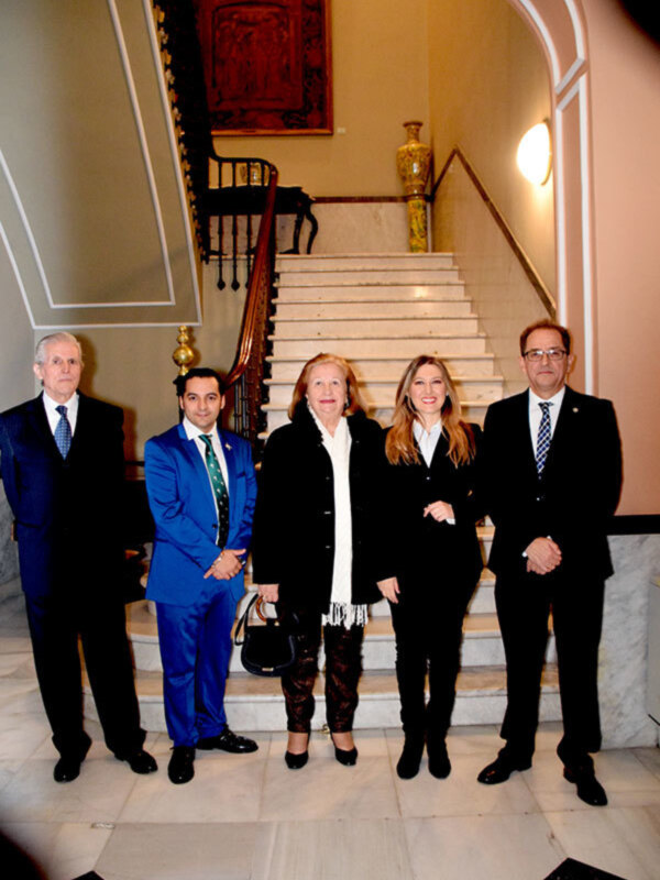 El Colegio Oficial de Agentes Comercial presentó su XXII Ediciones del pregón de Navidad.