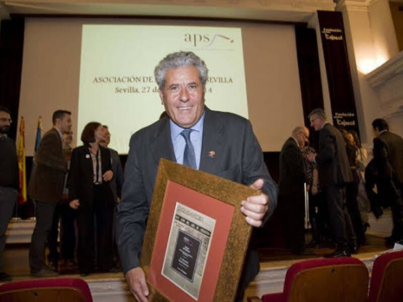 Fallece Eduardo Abad, referente de fotoperiodistas y Socio de Honor de la APS