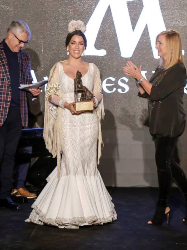 Ruth Lorenzo se viste de flamenca por primera vez.