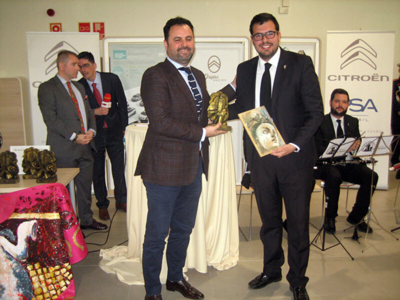 El torero Pablo Aguado y Pepe Bejines, premios de la VIII gala de “Tradiciones Sevillanas.
