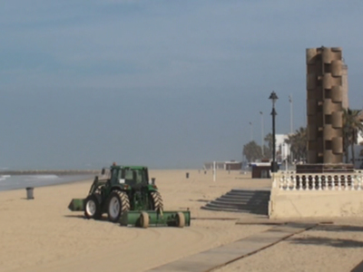 Lucas Díaz anuncia el aplazamiento de la temporada media de playas en Chipiona y la propuesta de ampliar la alta
