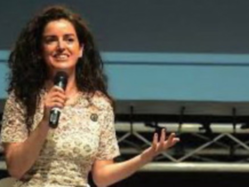 Mariola Agujetas “Ramón Cué  contó en “Cómo  llora Sevilla” su  historia de  amor”