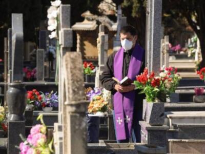 Unos 70 sacerdotes en activo han muerto a causa del coronavirus